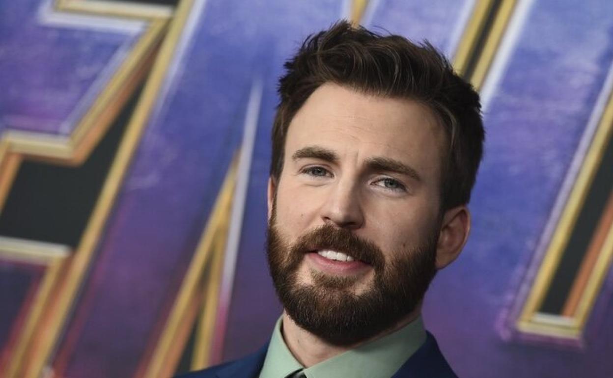 Chris Evans se lanza a por Shakira