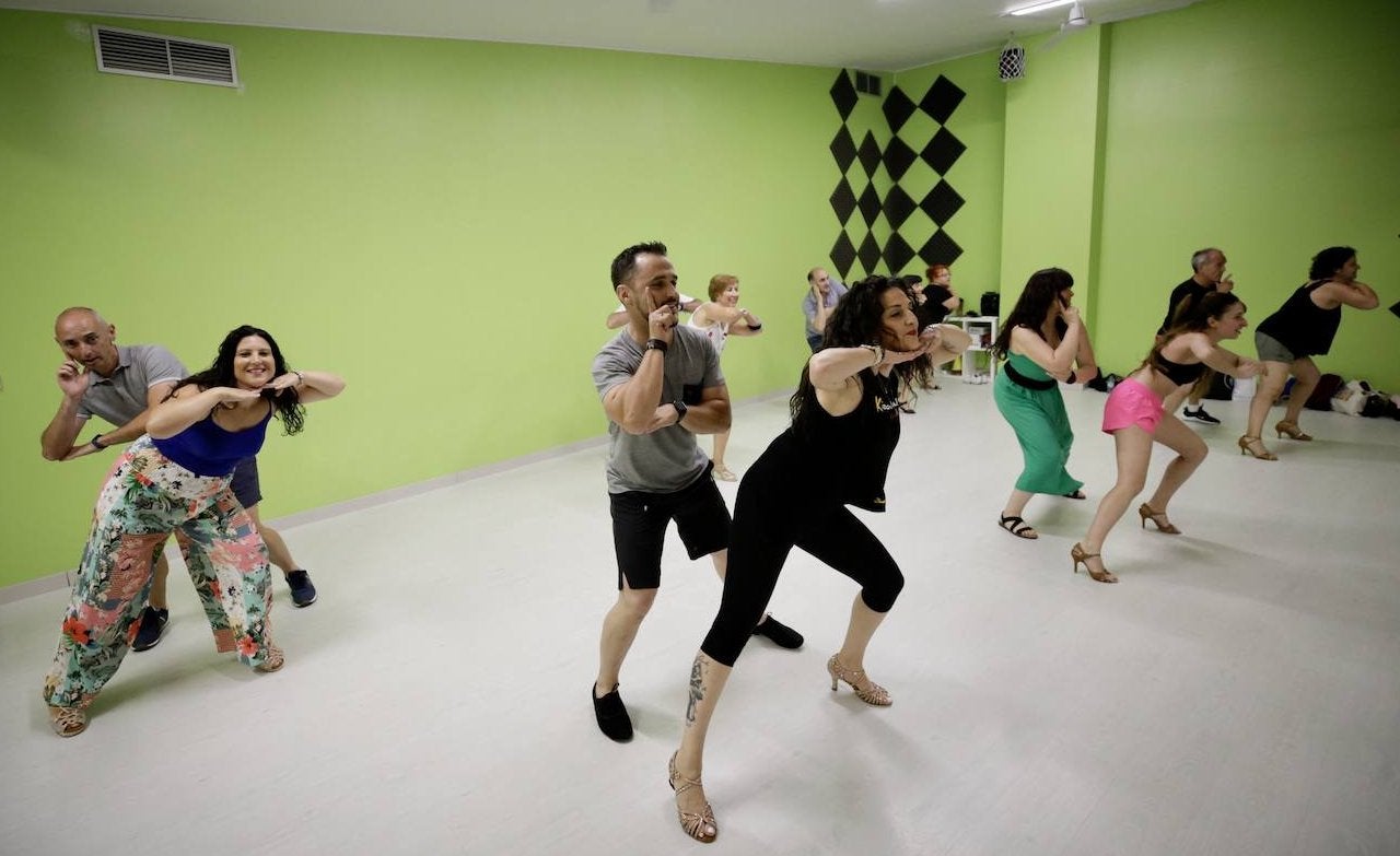 La escuela ensaya desde hace cuatro meses una coreografía con ritmo africano. 