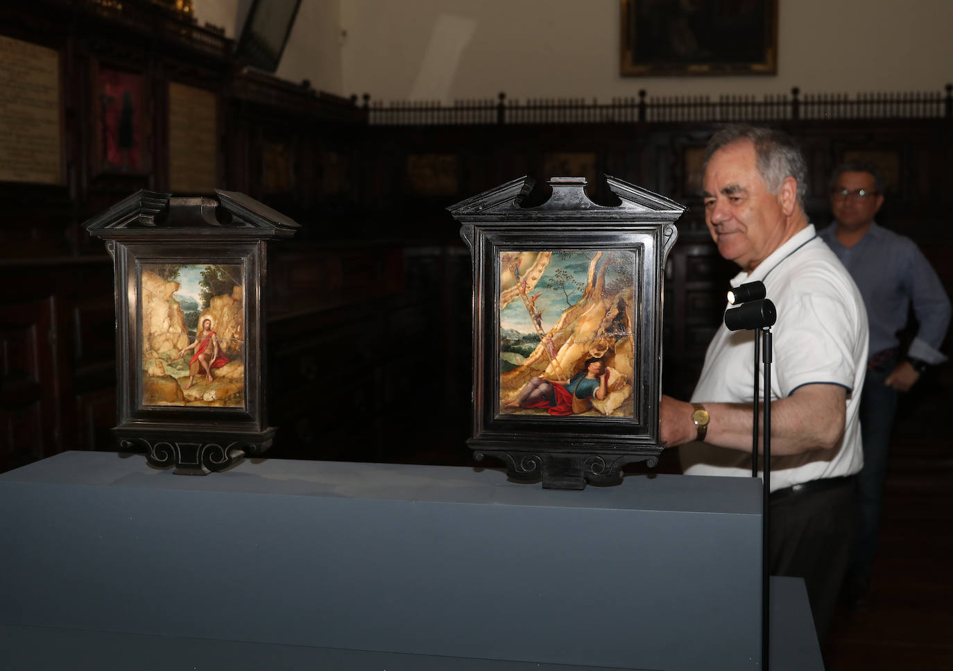 La muestra de arte religioso permanecerá abierta hasta el 11 de diciembre por el séptimo centenario de la Catedral. 