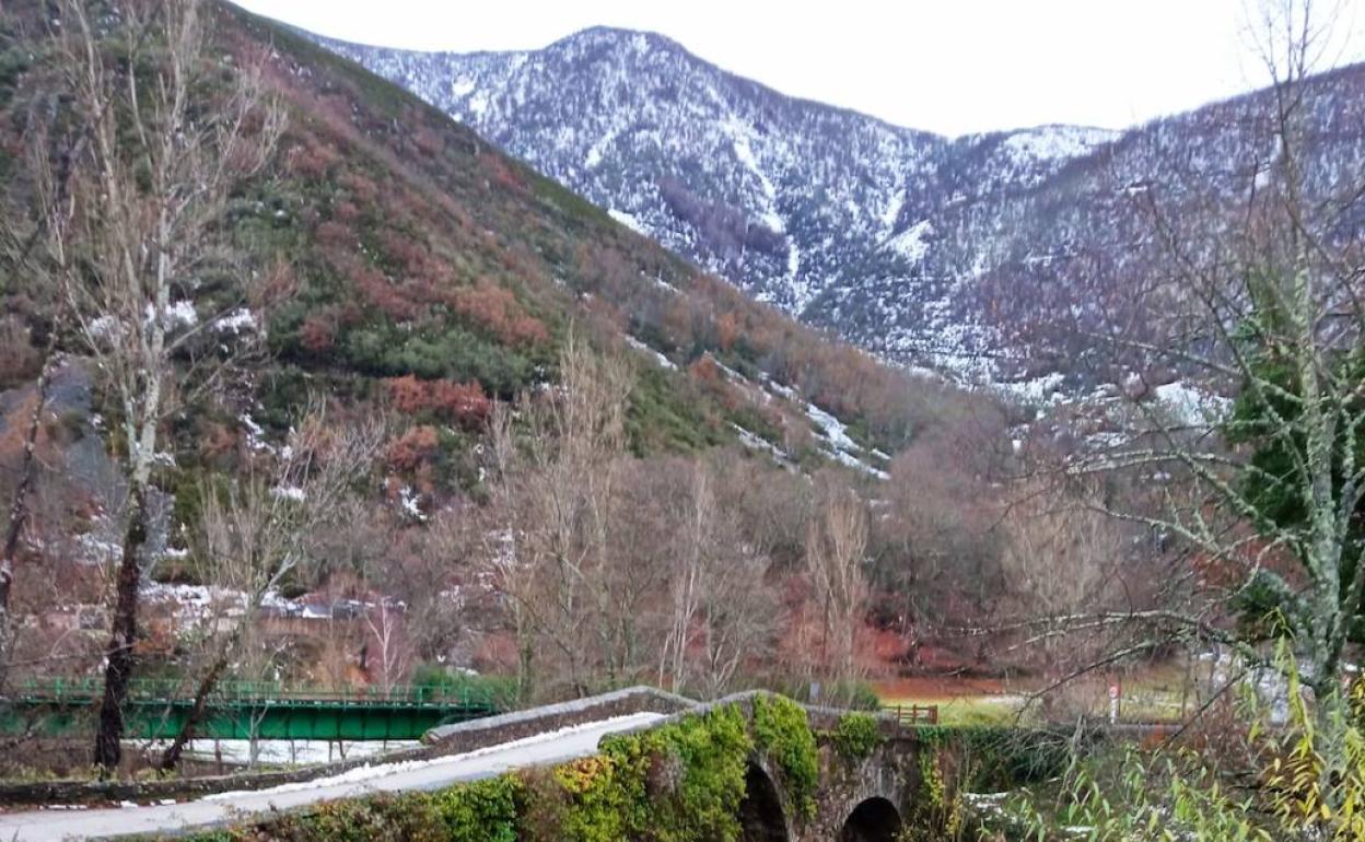 Palacios del Sil: «Es un orgullo trabajar para un municipio con historia, patrimonio y naturaleza»