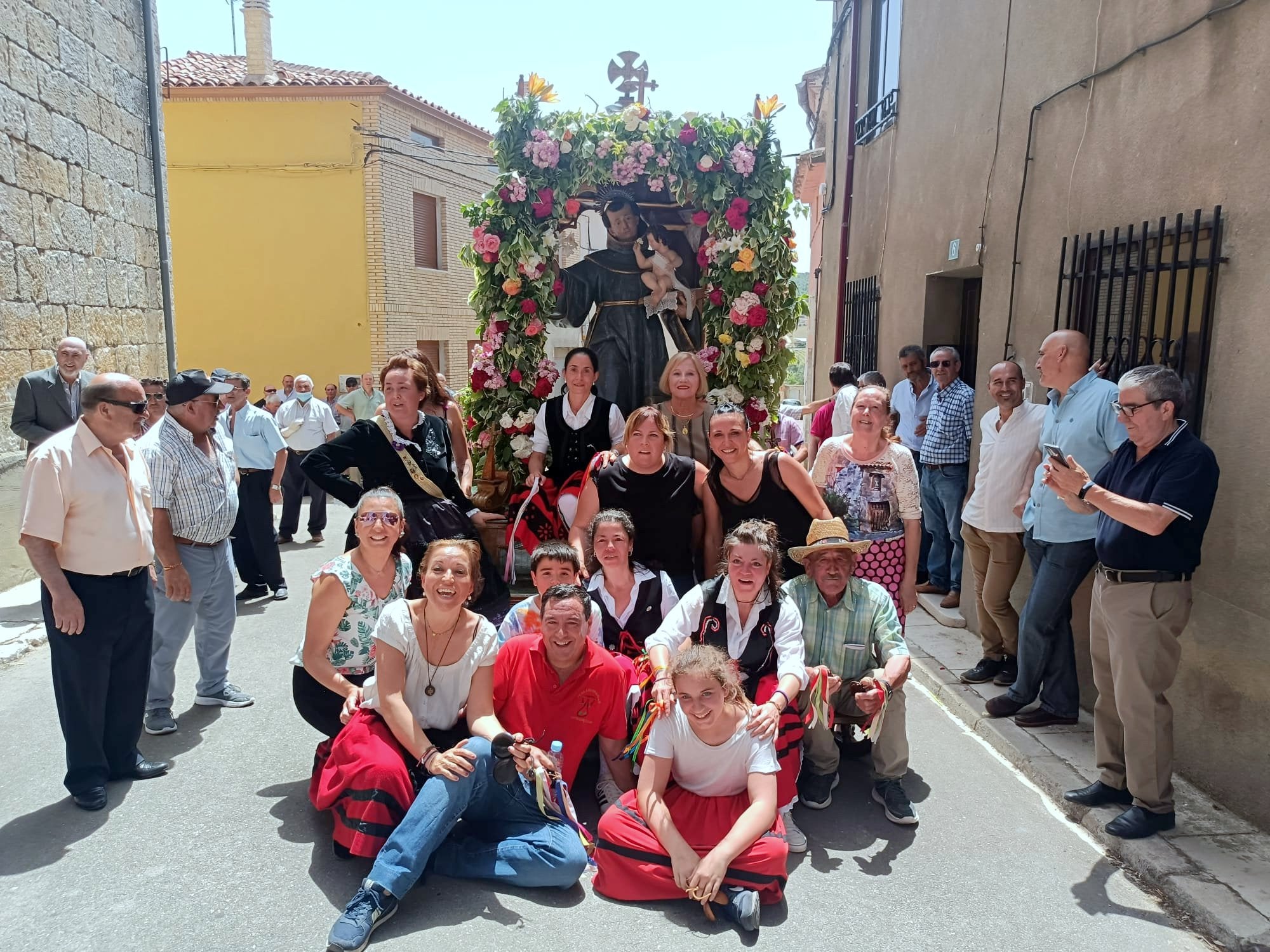 La localidad cerrateña disfruta de unas animadas Fiestas Patronales