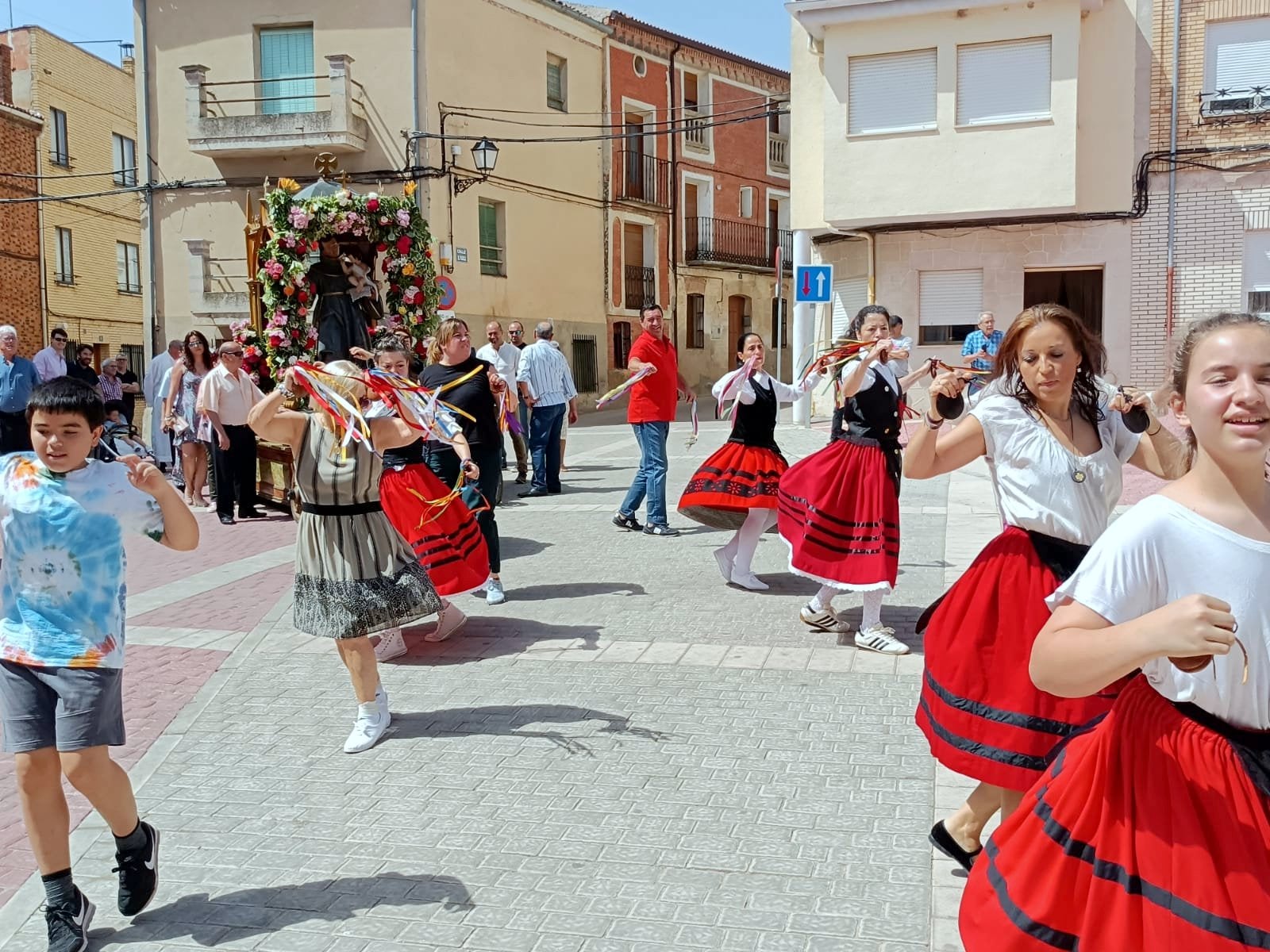 La localidad cerrateña disfruta de unas animadas Fiestas Patronales