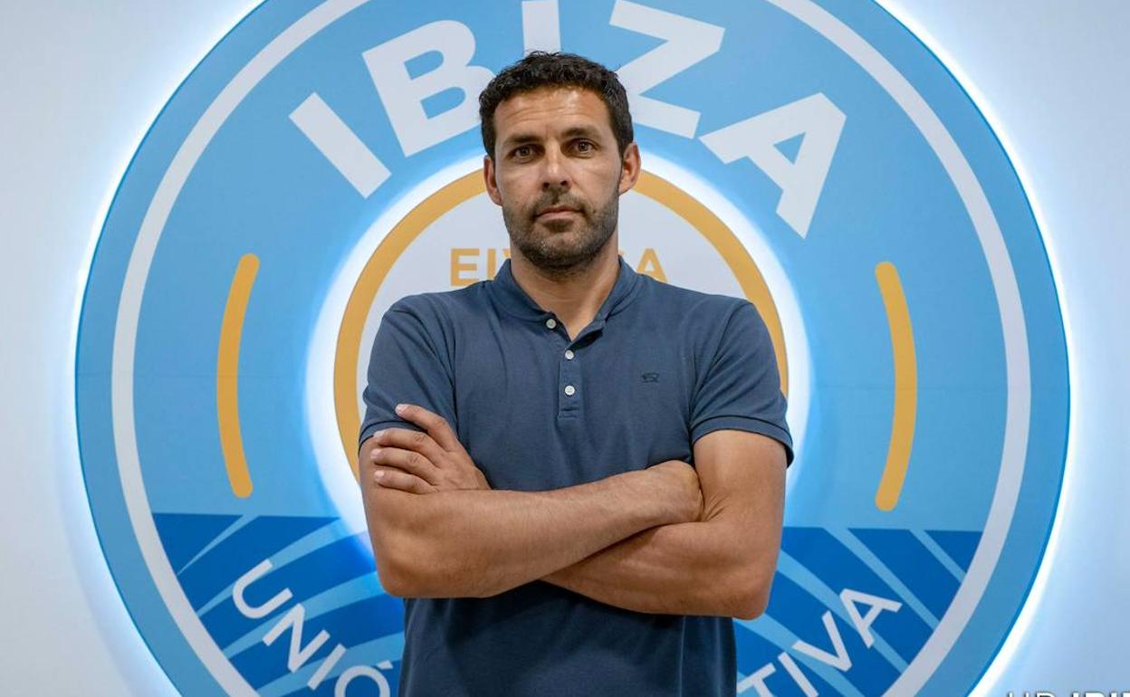 Javier Baraja, en su presentación como técnico del Ibiza. 