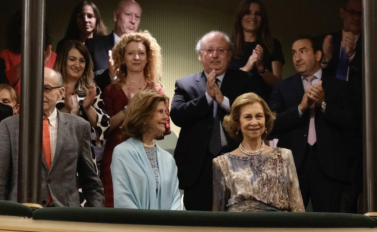 La reina Sofía, en el teatro Liceo, hace unos días. 