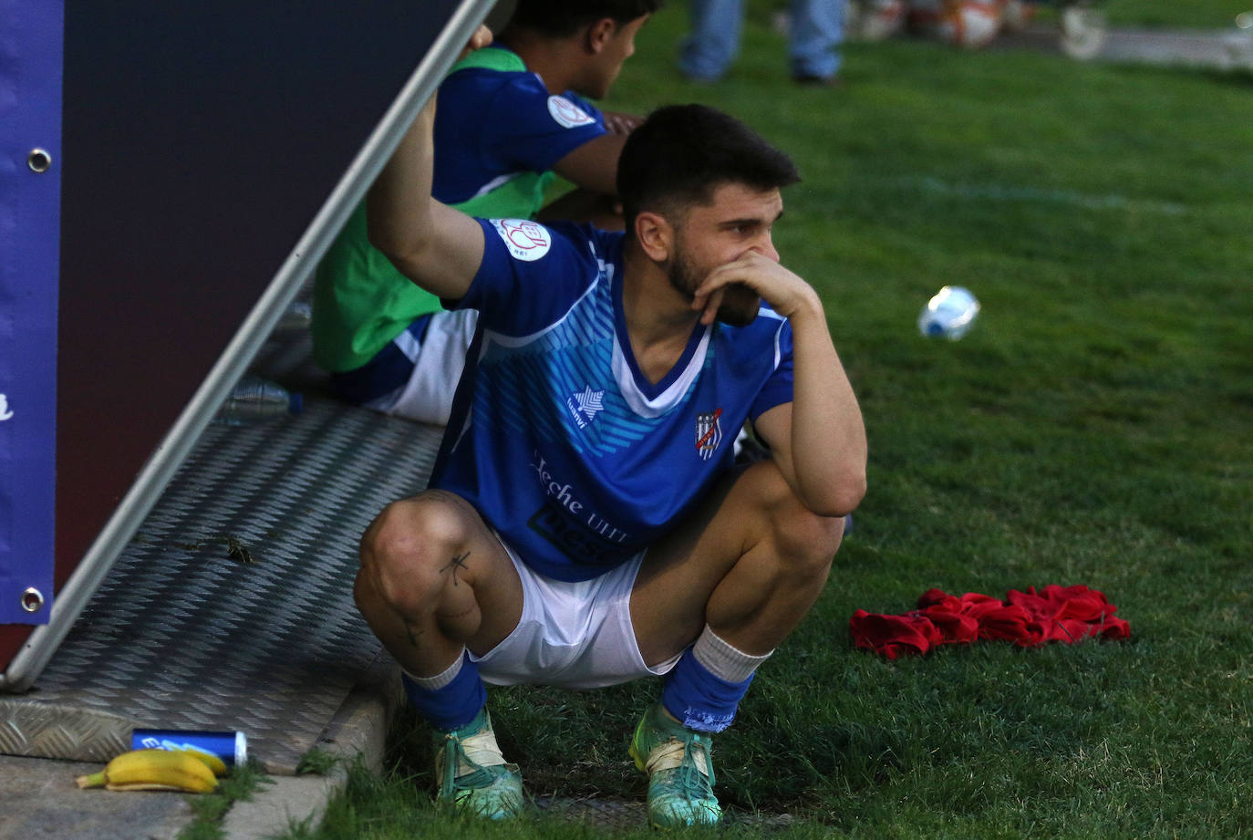 Los jugadores del Unami celebran uno de los goles marcados por Alcubilla este sábado.