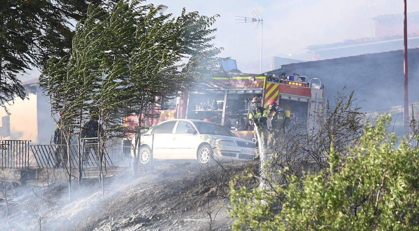 Fotos: Incendio en la Cuesta de la Maruquesa, Valladolid