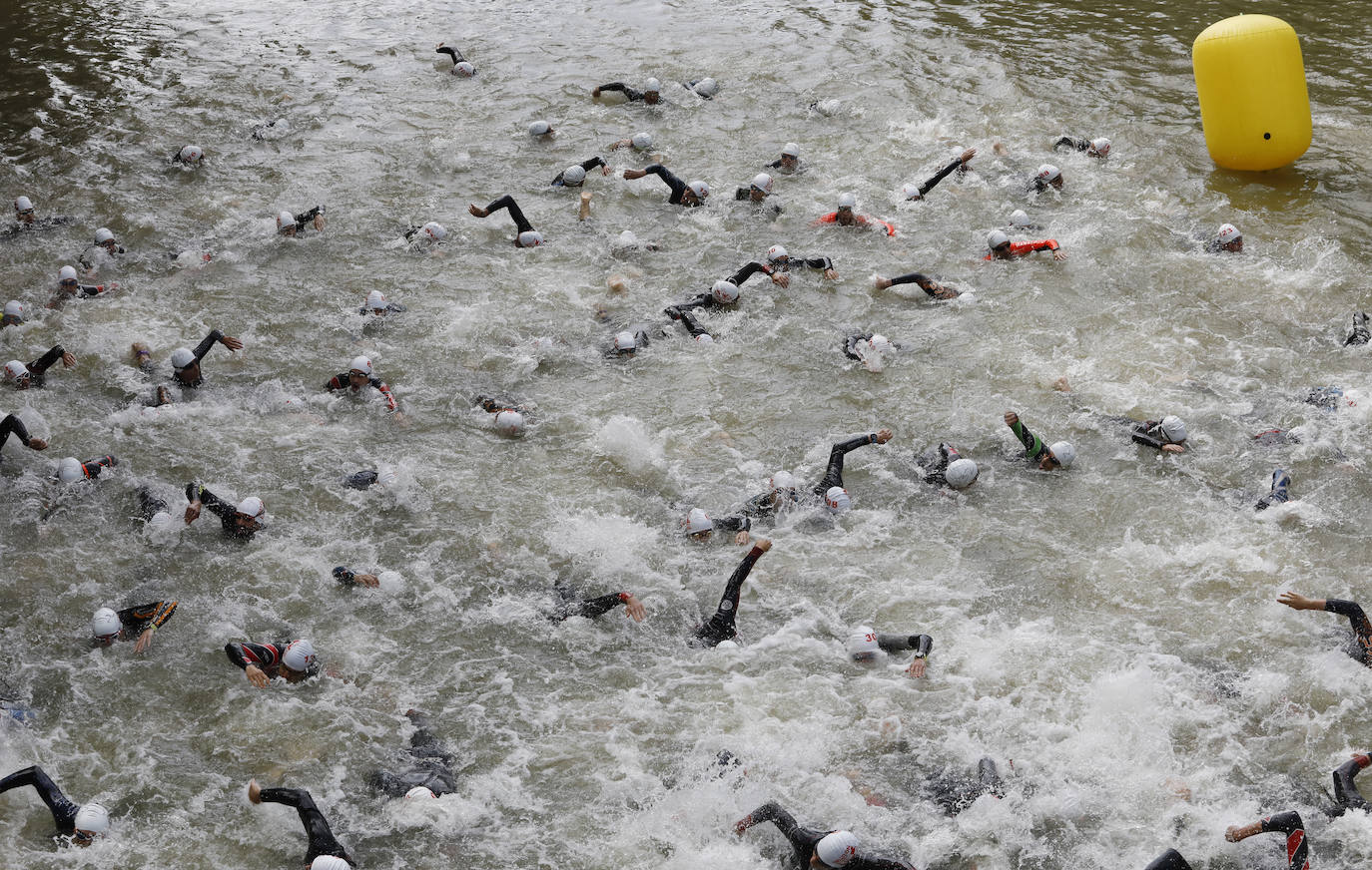 La prueba contó con la participación de 127 triatletas en el popular circuito urbano