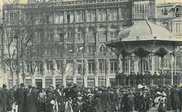 La Casa Resines, en torno a 1910.