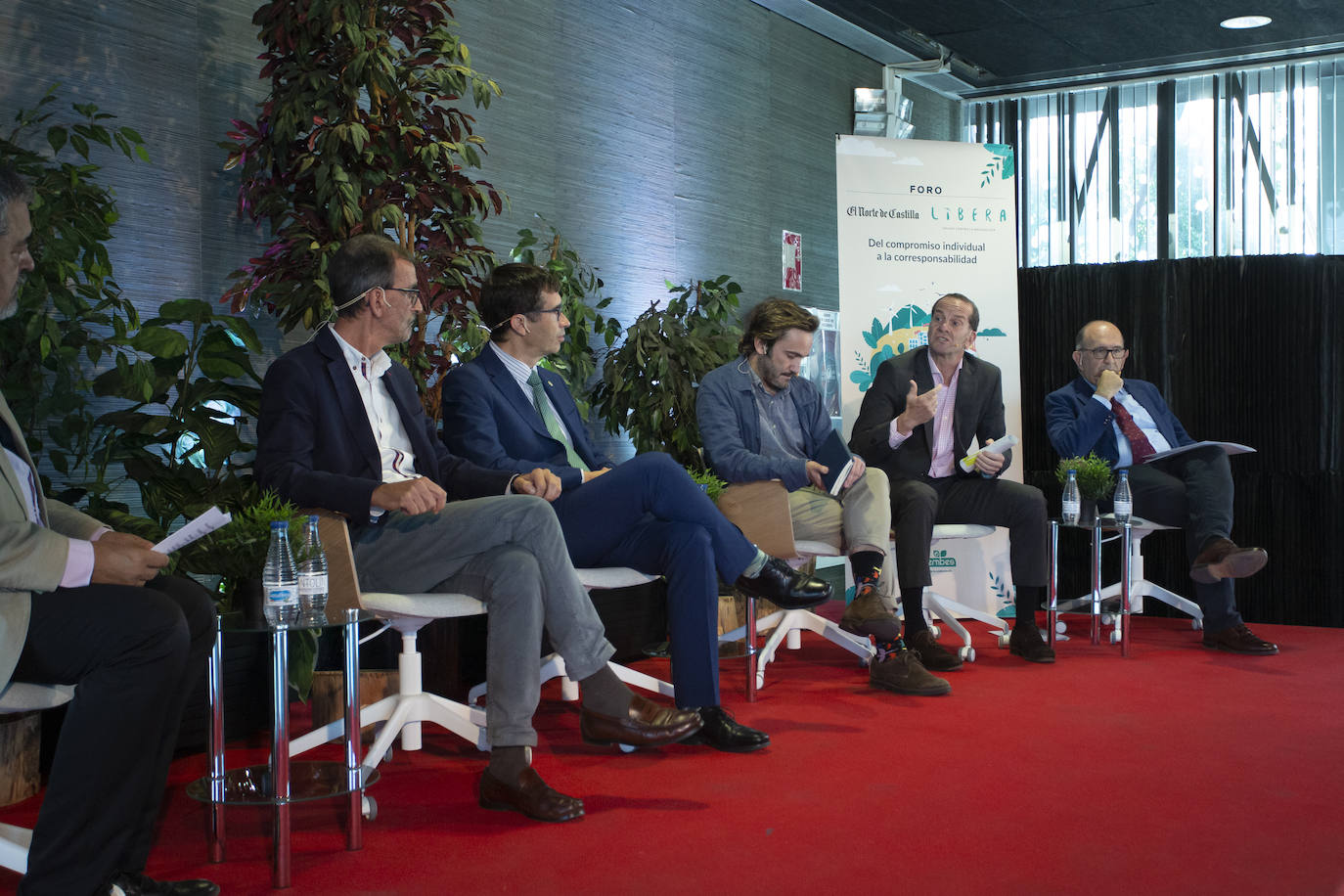 Fotos: La mesa redonda sobre gestión de residuos y la basuraleza, en imágenes
