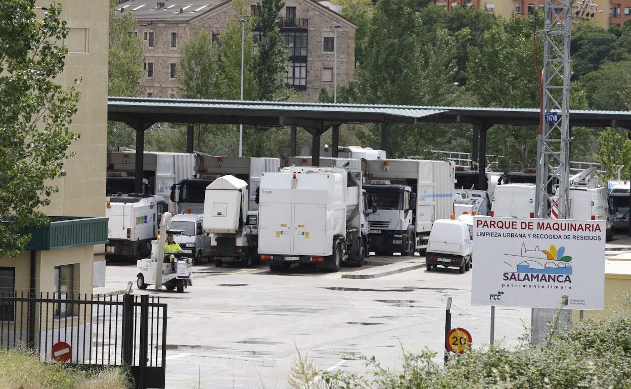 Imagen del Parque Municipal de Maquinaria, junto a la pesquera del Tormes.