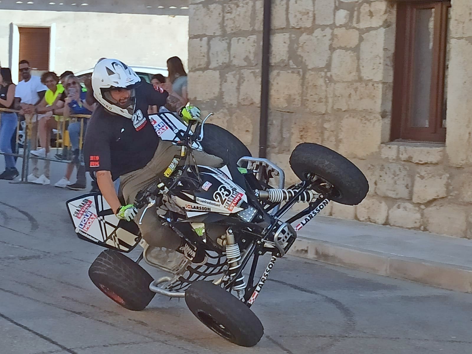Herrera de Valdecañas disfruta del mundo de las motos