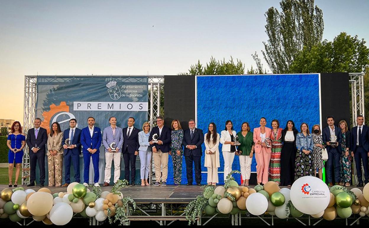 Foto de Familia de los premiados.