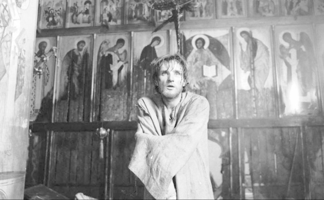 Un fotograma de la película. 