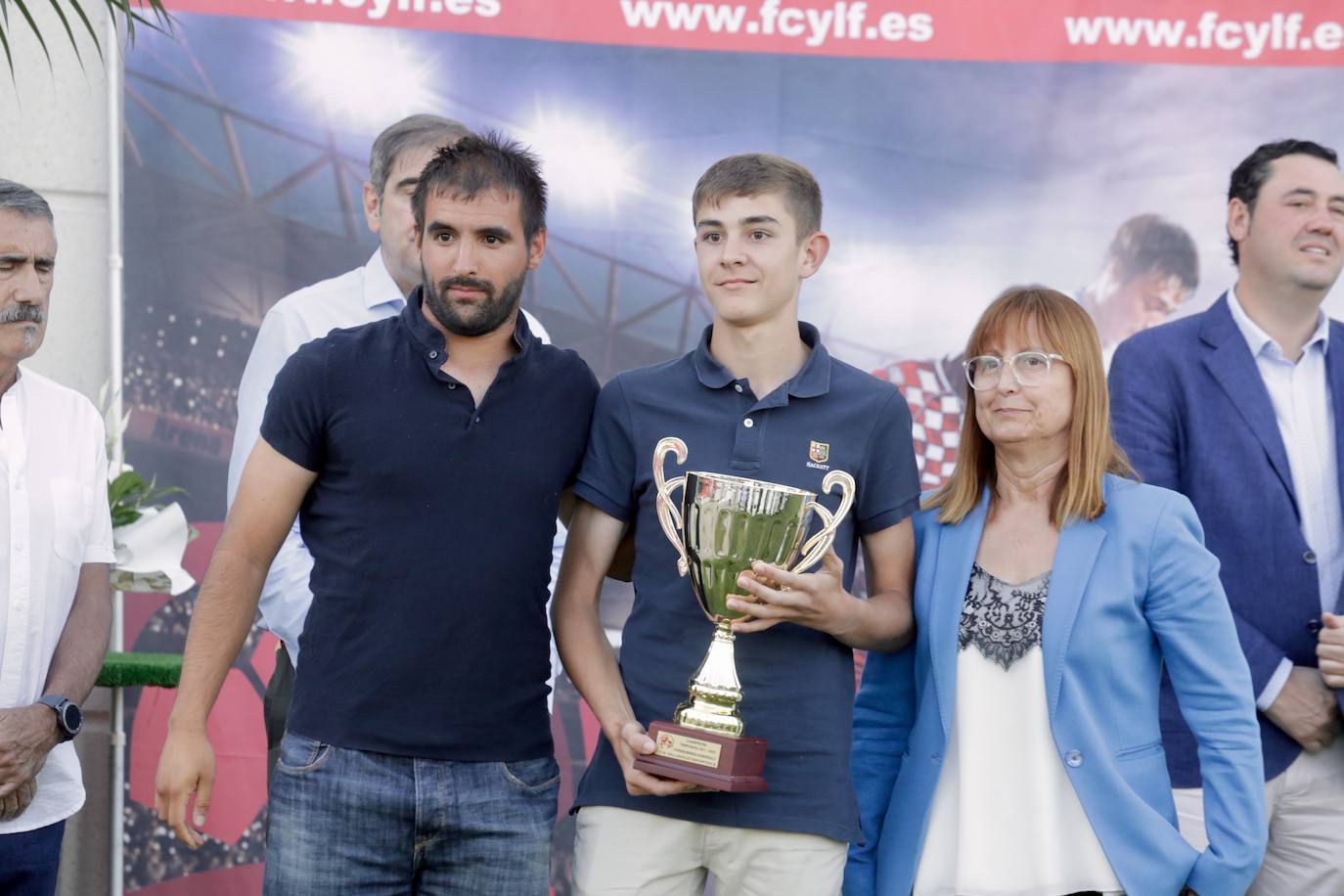 Fotos: Gala de entrega de los premios de la Delegación Provincial de Fútbol (1/5)