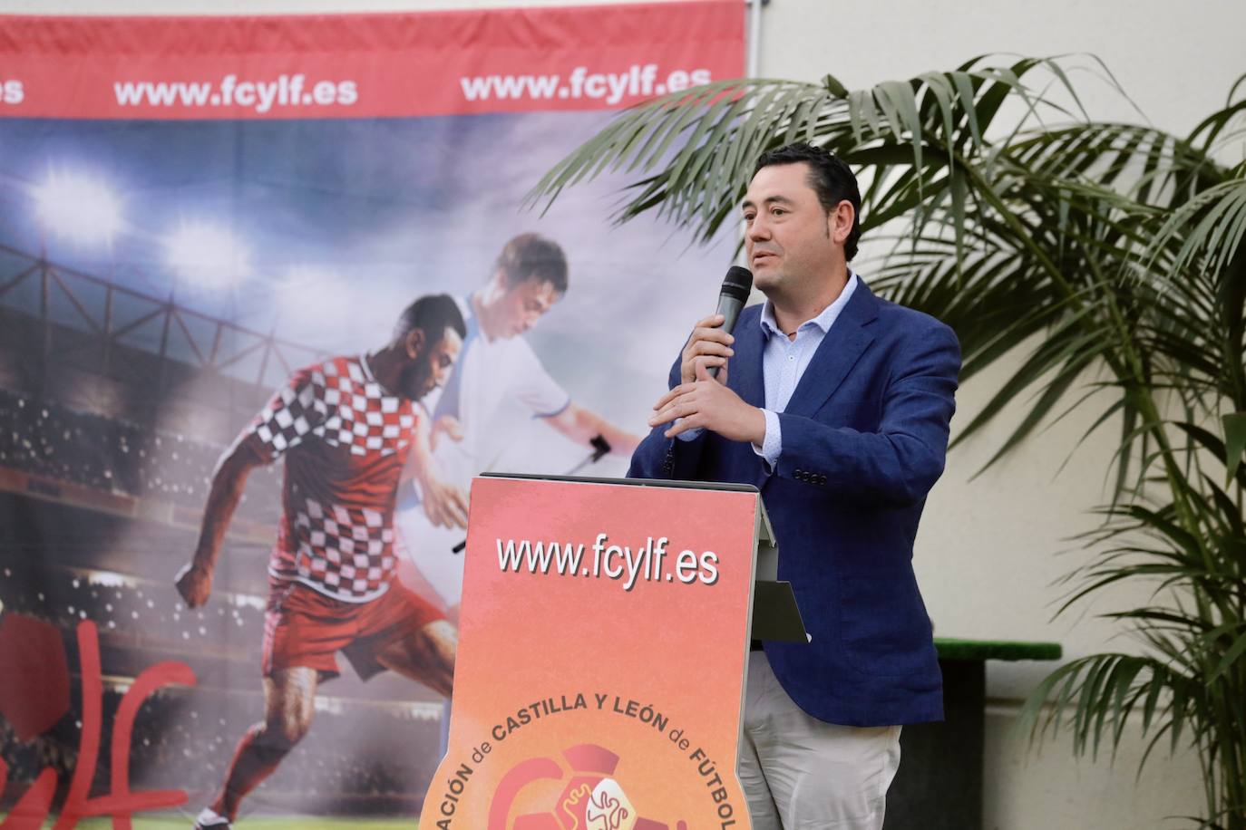 Fotos: Gala de entrega de los premios de la Delegación Provincial de Fútbol (3/5)