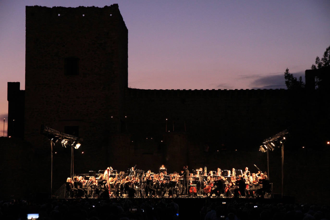 Pedraza, durante la primera noche del concierto de las velas de 2022.