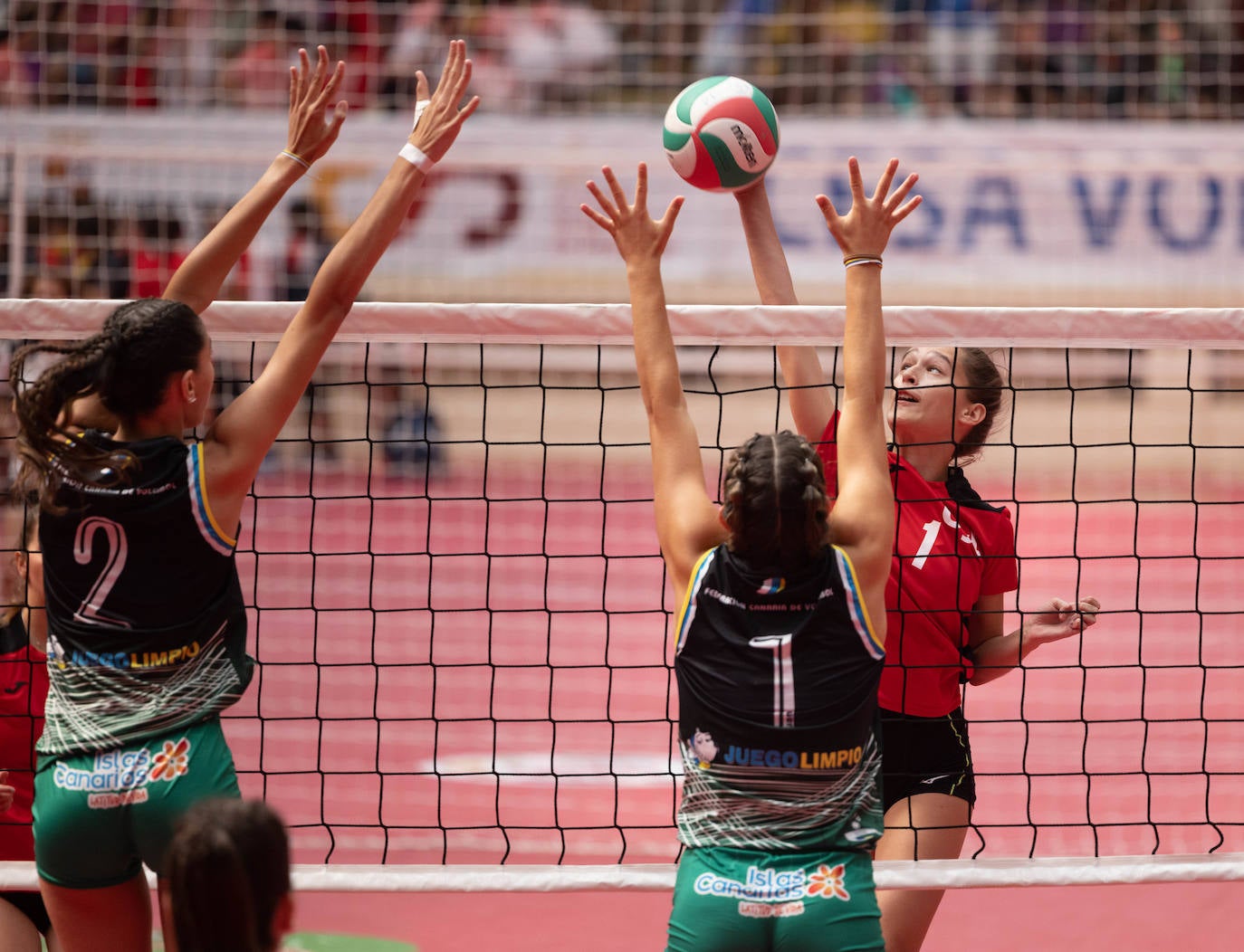 Fotos: Campeonato de selecciones autonómicas infantil y cadete de Voley