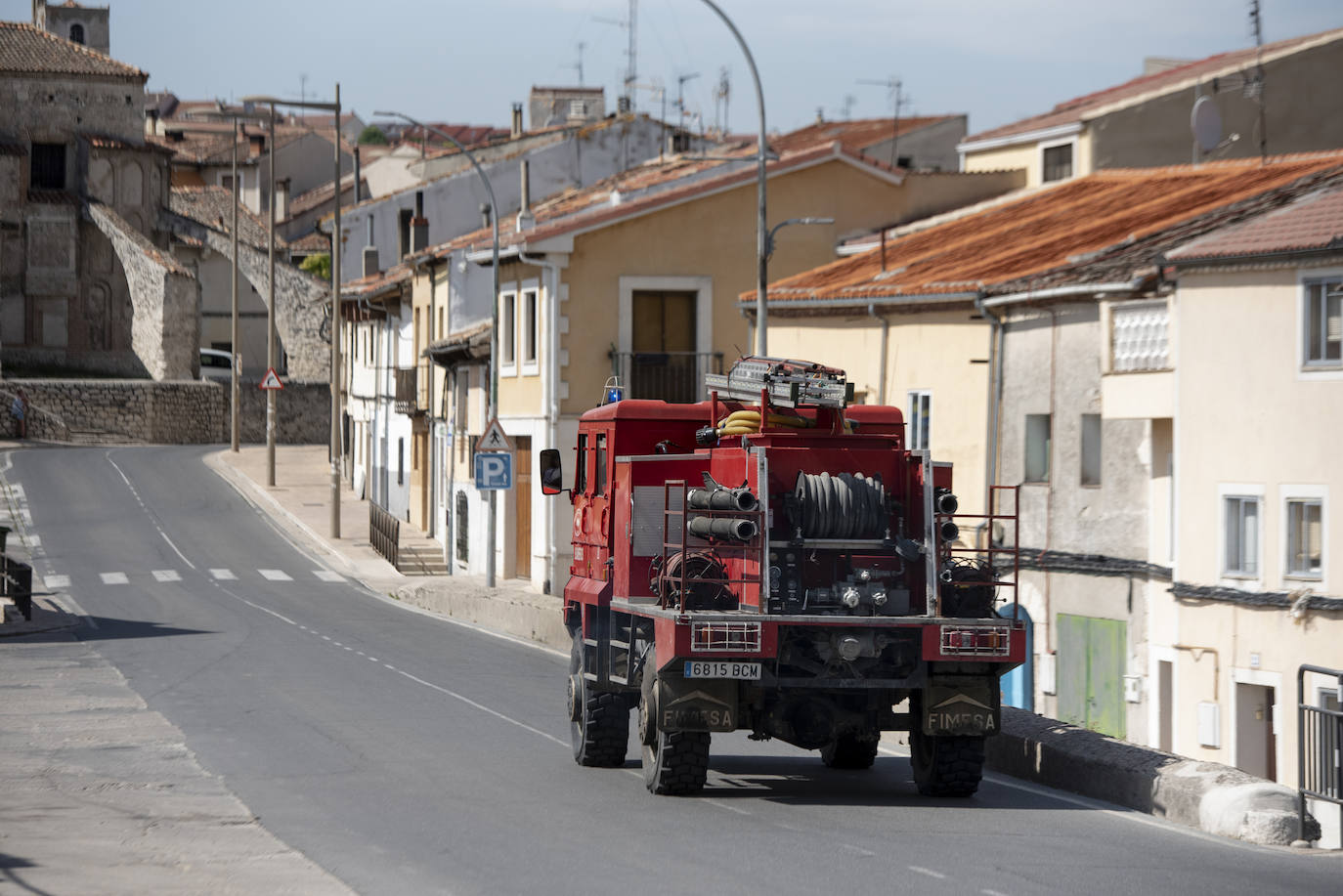 Labores de extinción del incendio en Cuéllar