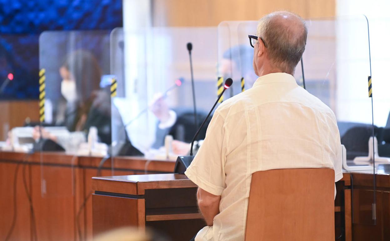 El acusado, Gilberto Castañeda, durante su declaración en la Audiencia de Valladolid.