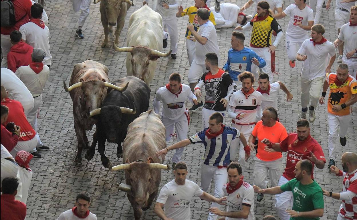 Primer encierro de los sanfermines, este jueves.