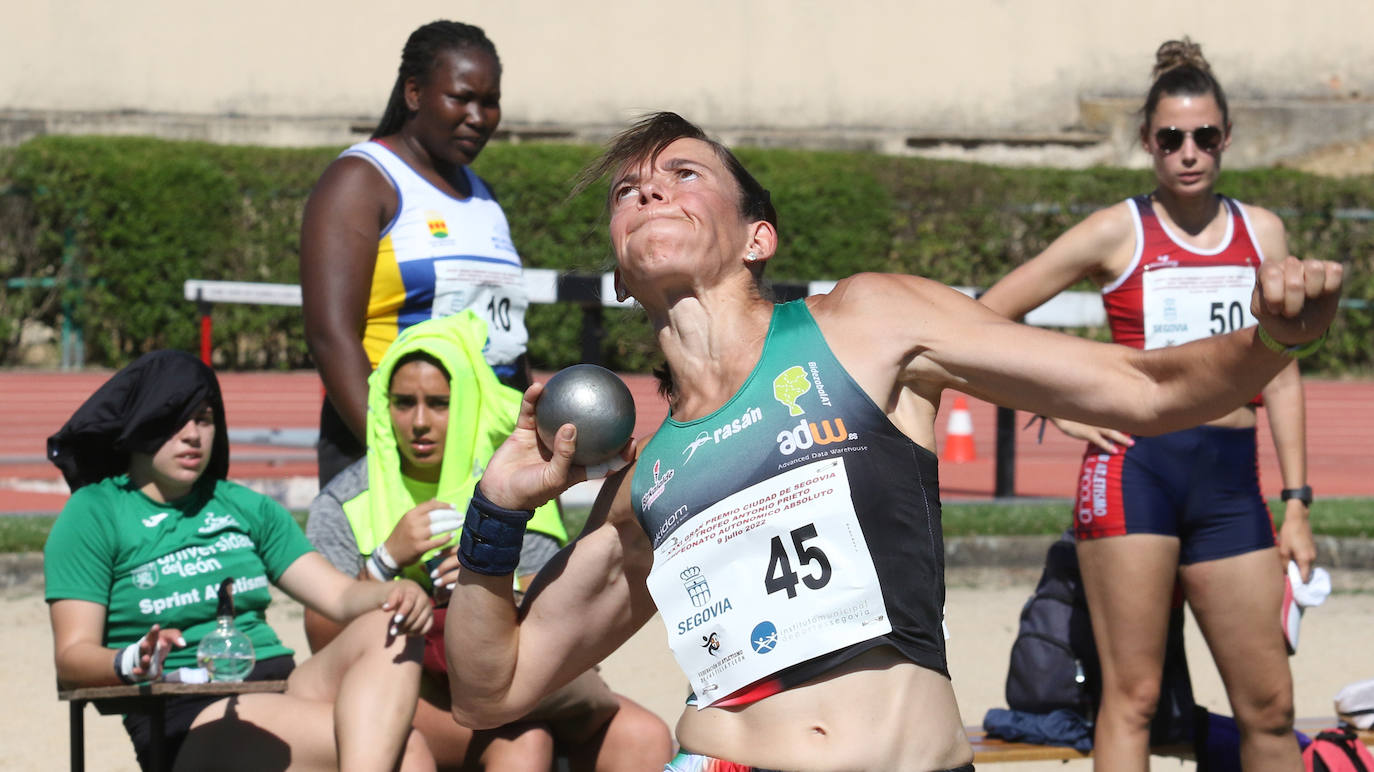 Jornada de atletismo en Segovia.