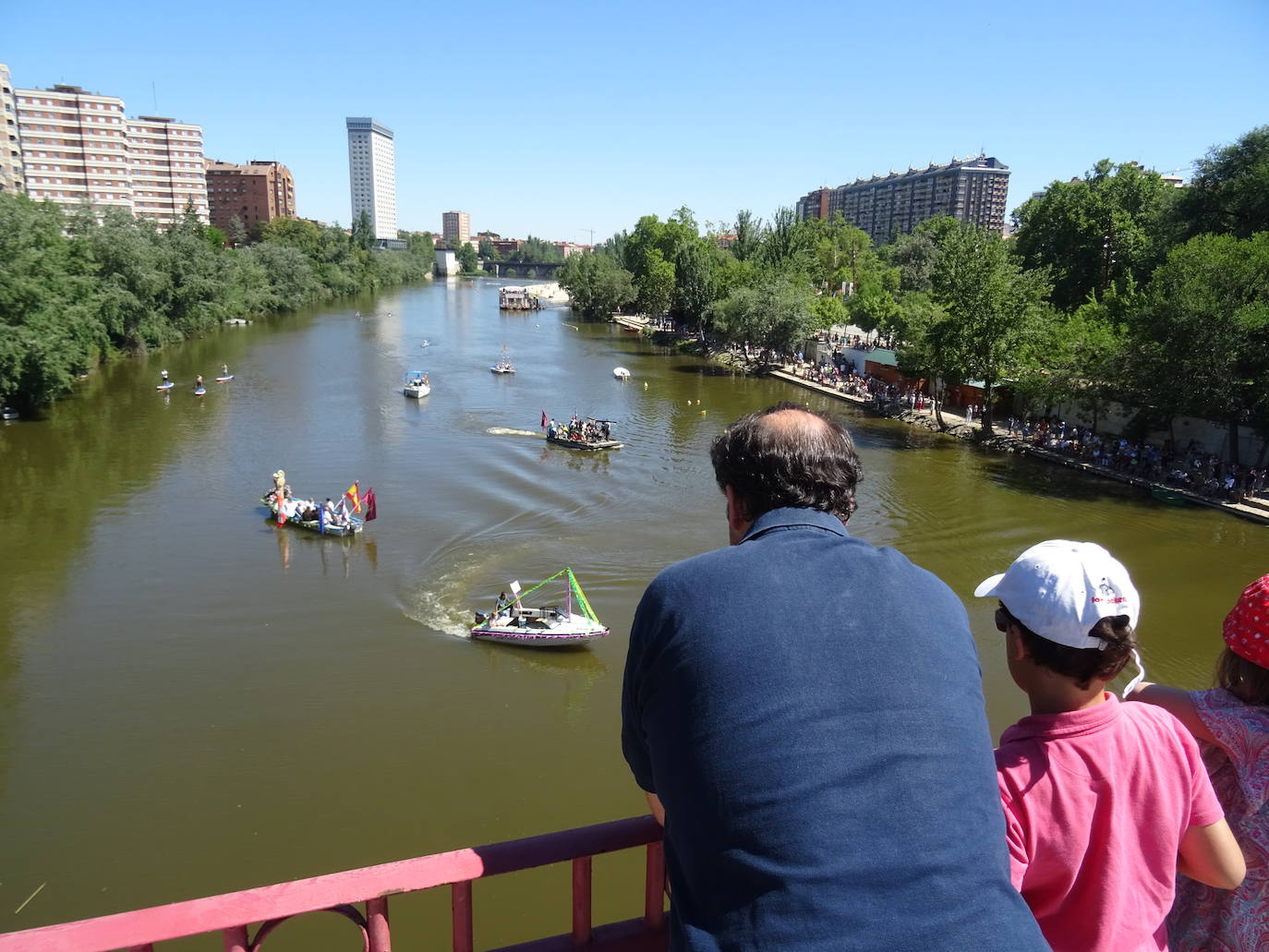 Fotos: XXIII procesión fluvial de la Virgen del Carmen en Valladolid