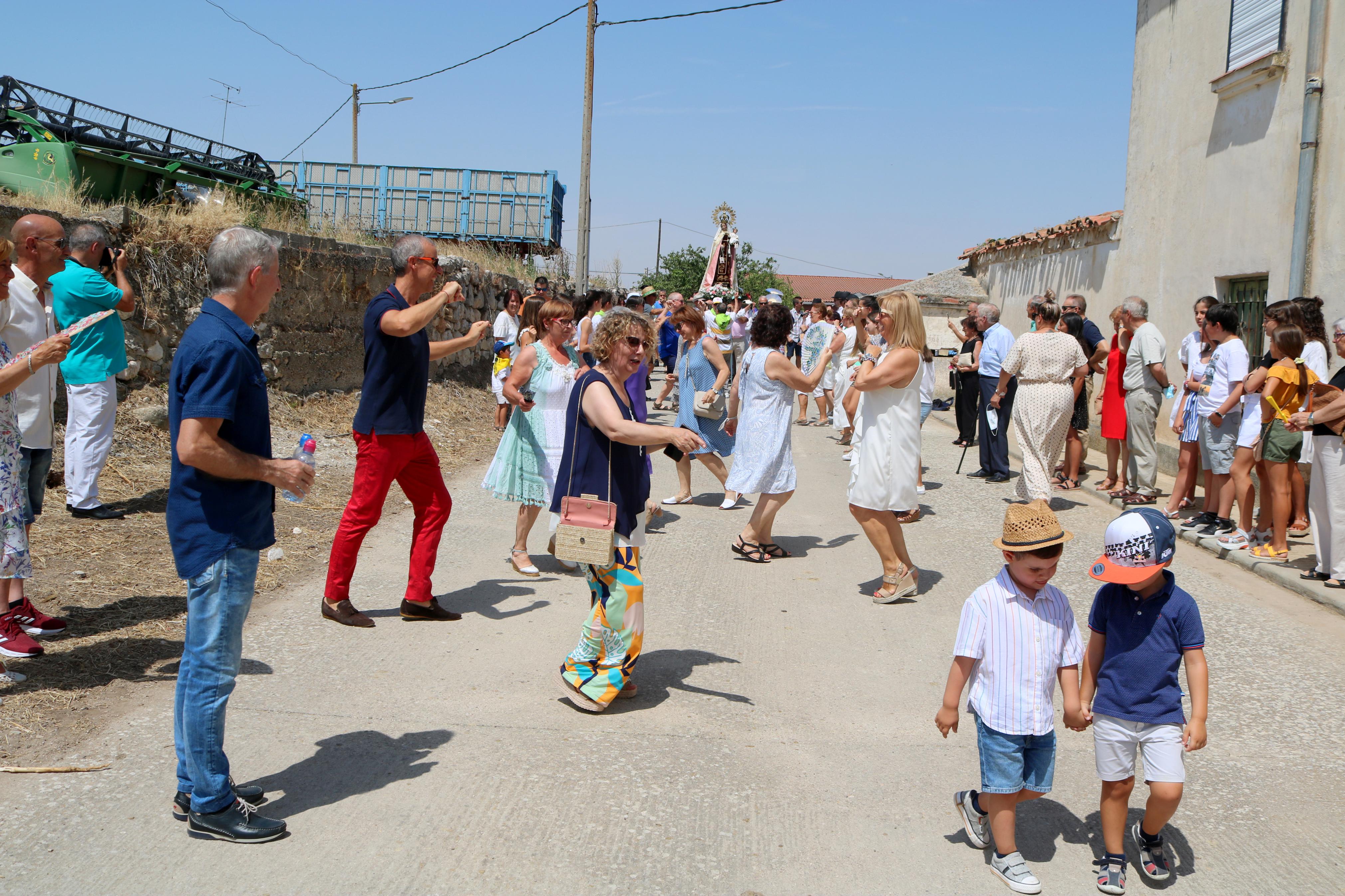 Cevico Navero celebró con todos los honores sus fiestas en honor de la Virgen del Carmen