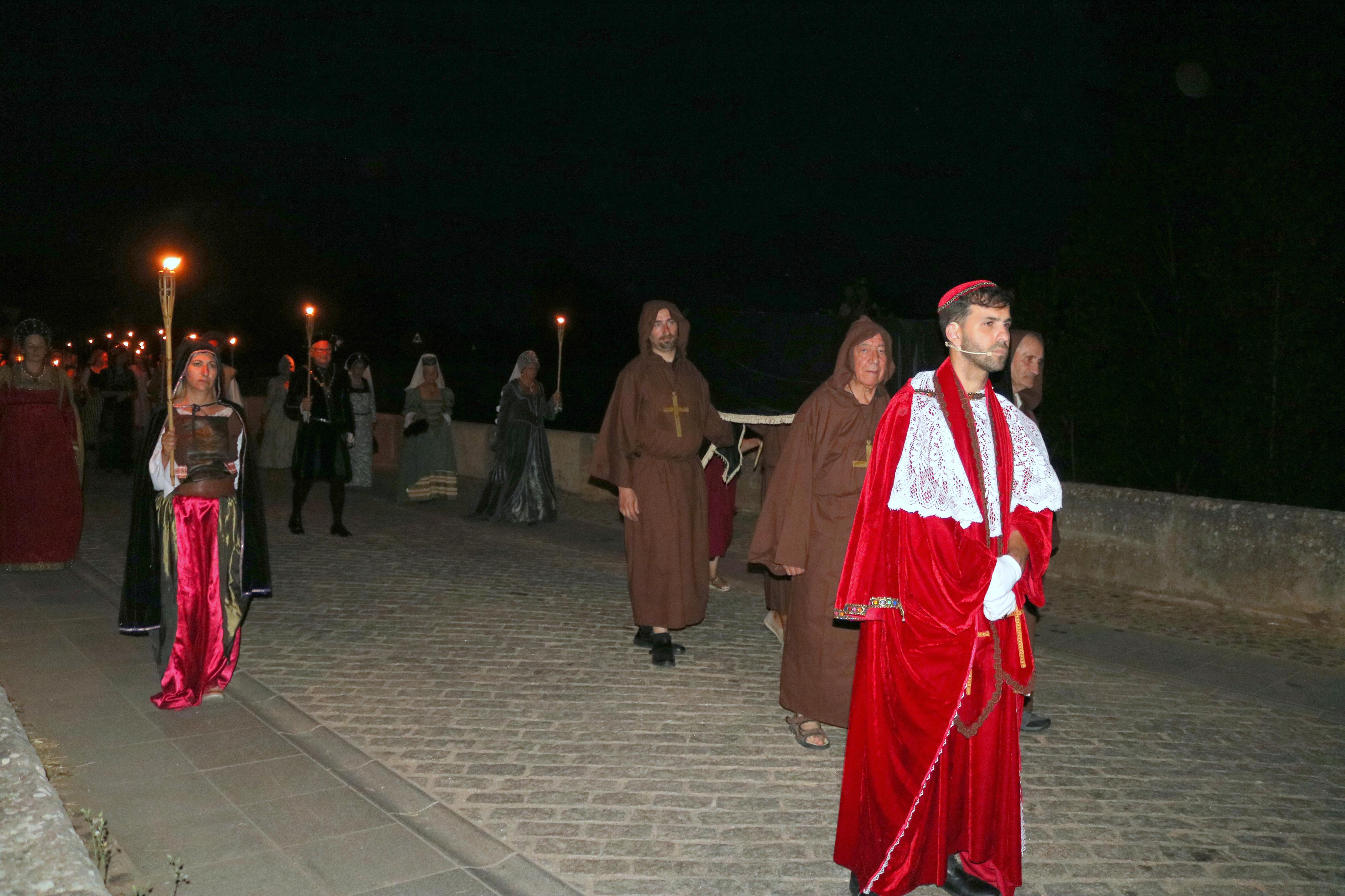 Torquemada recrea su historia con la representación del nacimiento de la infanta Catalina