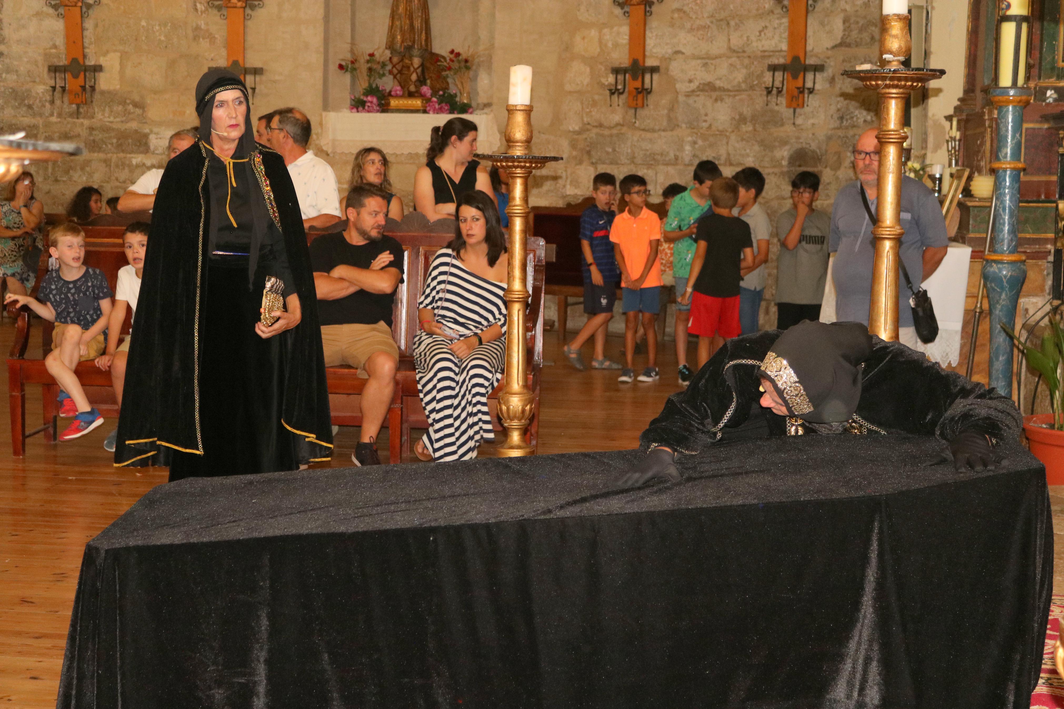 Torquemada recrea su historia con la representación del nacimiento de la infanta Catalina