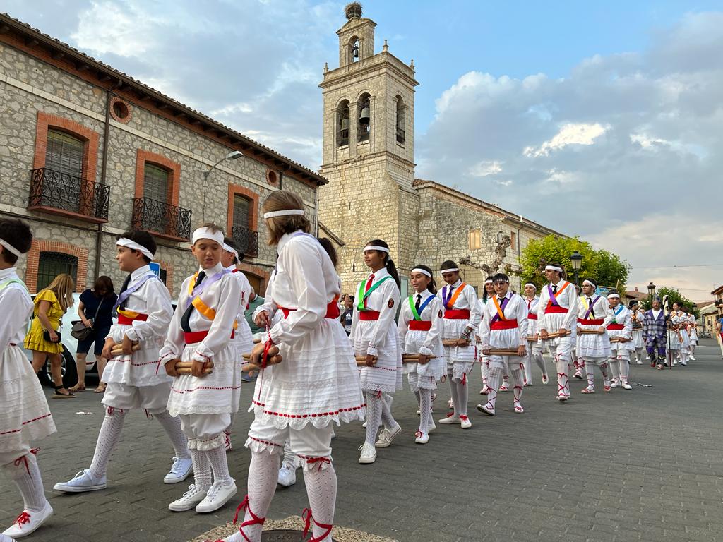 Villanubla celebra su XXV Muestra de Paloteo 'Mariano Pérez Lordén' 