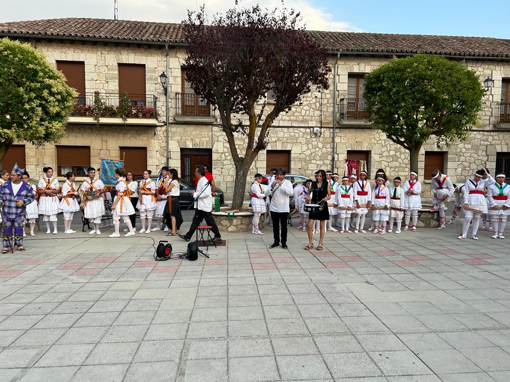 Villanubla celebra su XXV Muestra de Paloteo 'Mariano Pérez Lordén' 