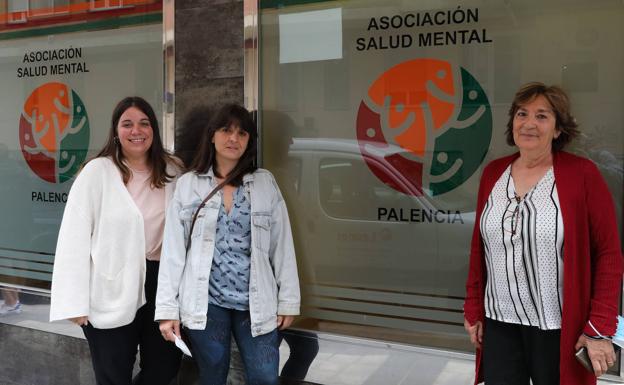 De izquierda a derecha, Raquel Martín, Marta Pérez y Rosa María Andrés. 