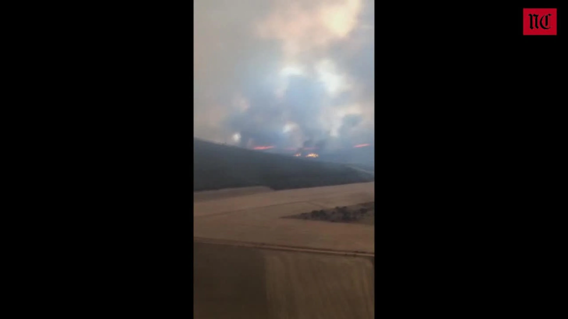Las impresionantes imágenes grabadas desde el aire del incendio de Tábara (Zamora)