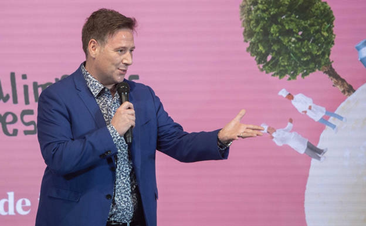 Carlos Latre en uno de sus espectáculos.