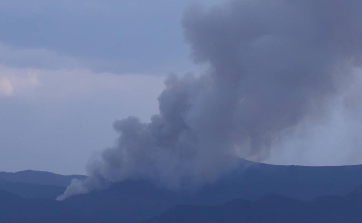 Incendio en el monte Aquiana (León). 