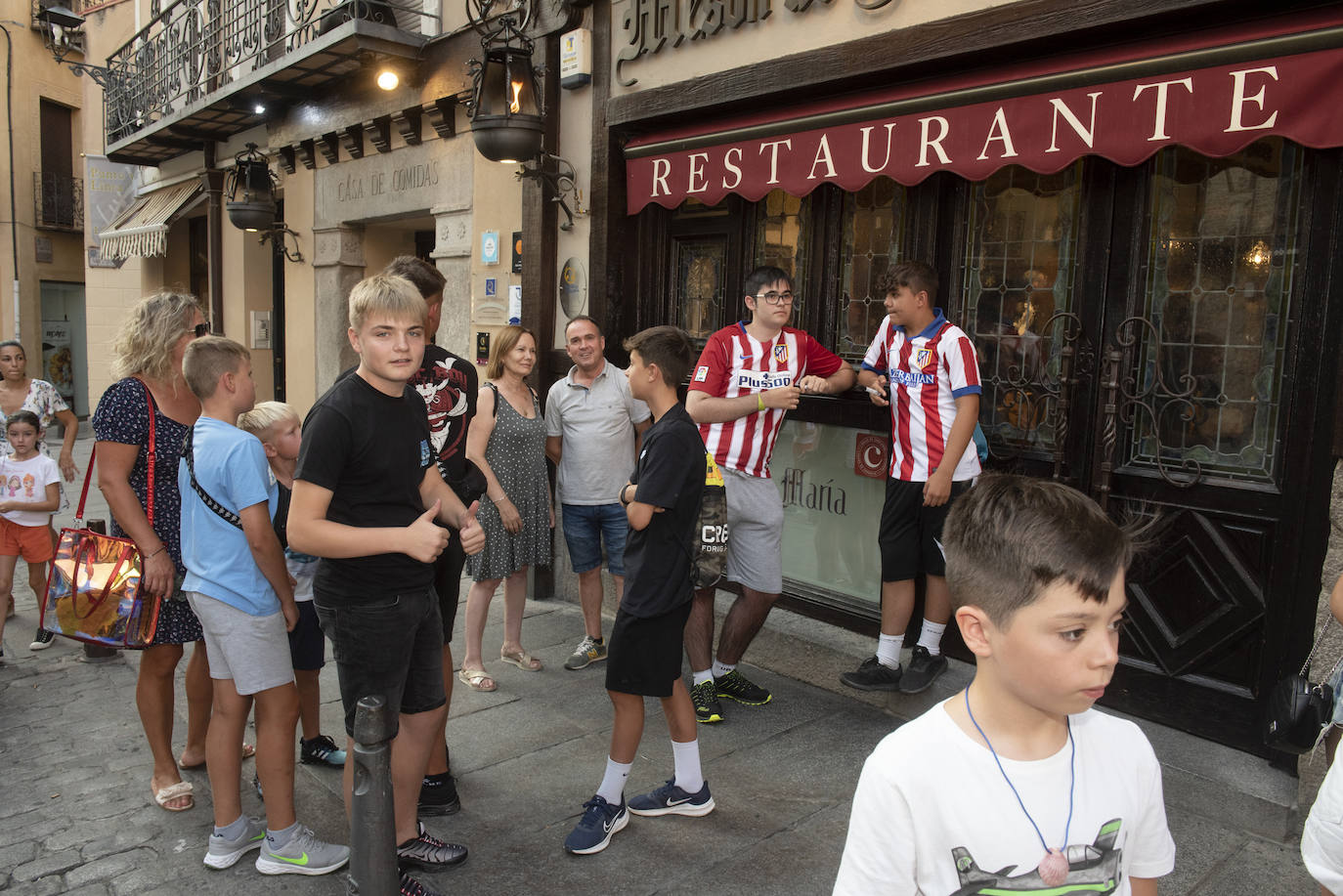 Llegada del Atlético de Madrid a Segovia.