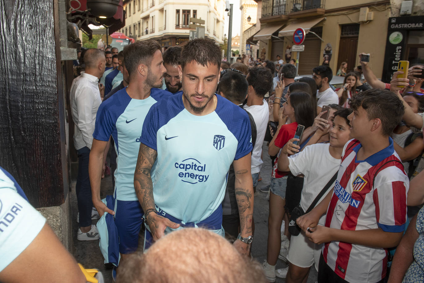 Llegada del Atlético de Madrid a Segovia.