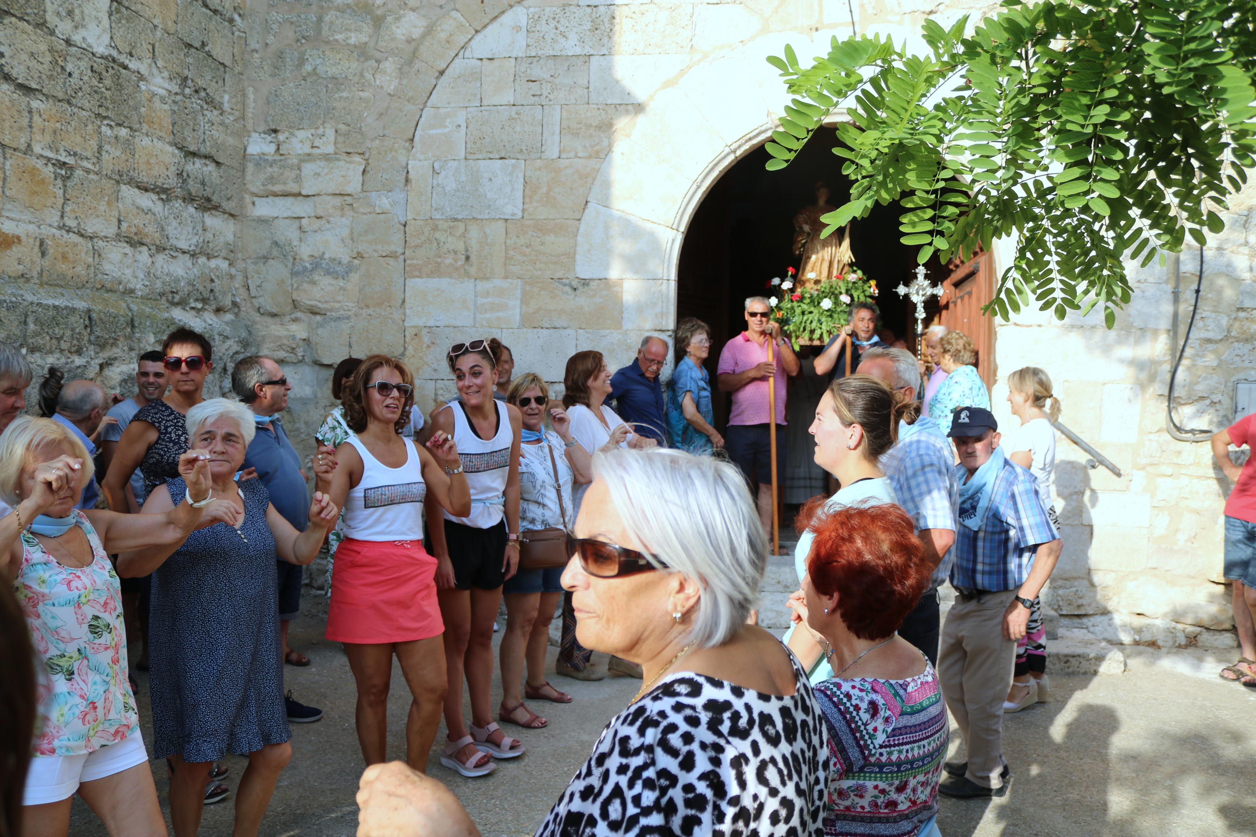 Las danzas son una de las señas de identidad de las fiestas de Villahán