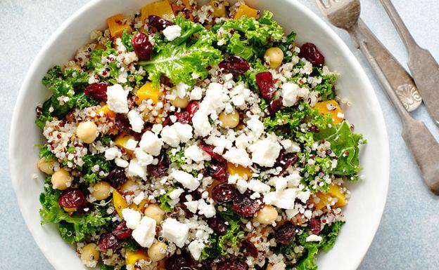 Ensalada de quinoa y queso