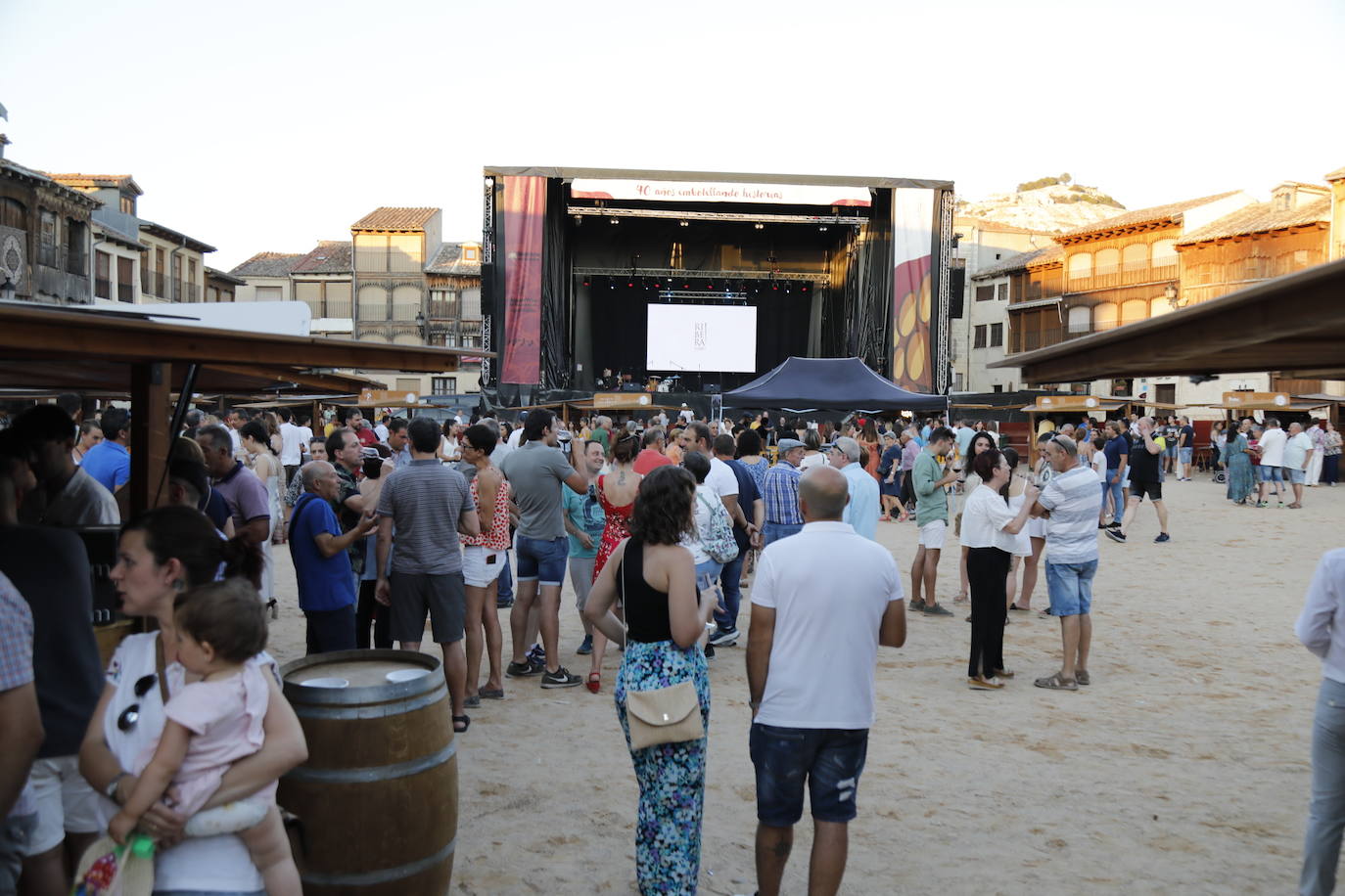 Fotos: Celebración de los 40 años de Ribera del Duero en Peñafiel