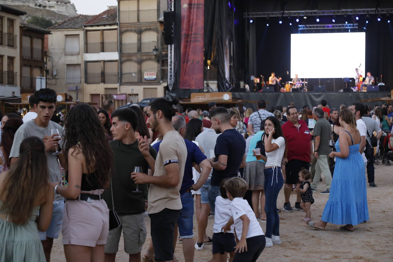 Fotos: Celebración de los 40 años de Ribera del Duero en Peñafiel