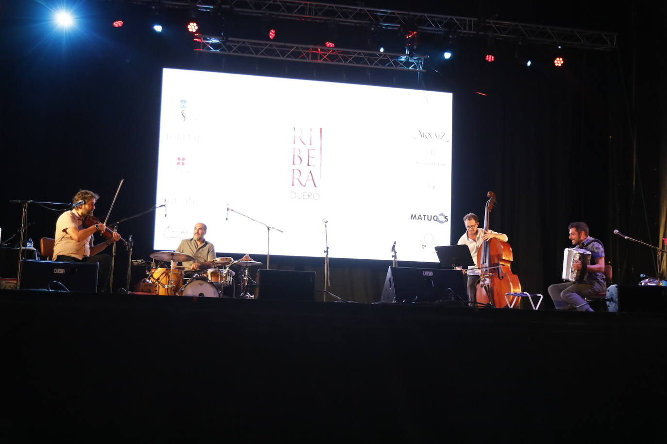 Fotos: Celebración de los 40 años de Ribera del Duero en Peñafiel
