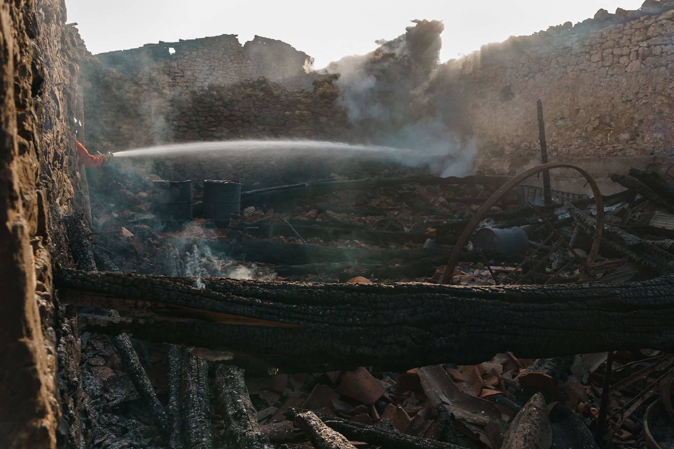 Fotos: Fuego en la comarca del Arlanza (Burgos)