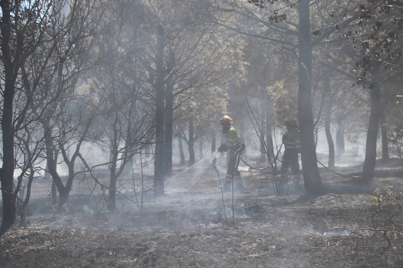 Imagen del incendio declarado en Cuéllar.