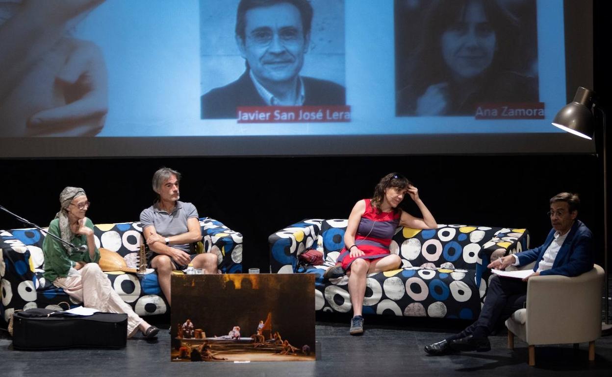 Alicia Lázaro, José Luis Alcobendas, Ana Zamora y Javier San José, en las jornadas de Olmedo Clásico. 