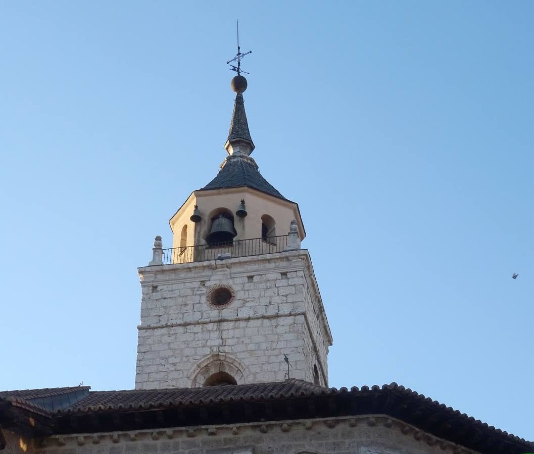 Hueco del reloj de la iglesia de Santiago.