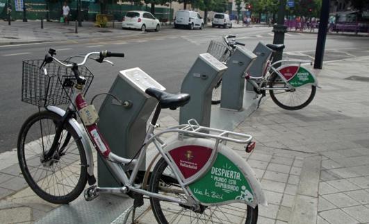 Punto de préstamo de bicicletas en Valladolid. 