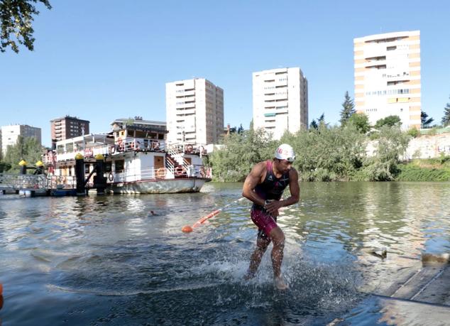 Fotos: Vigésima cuarta edición del Triatlón Ciudad de Valladolid