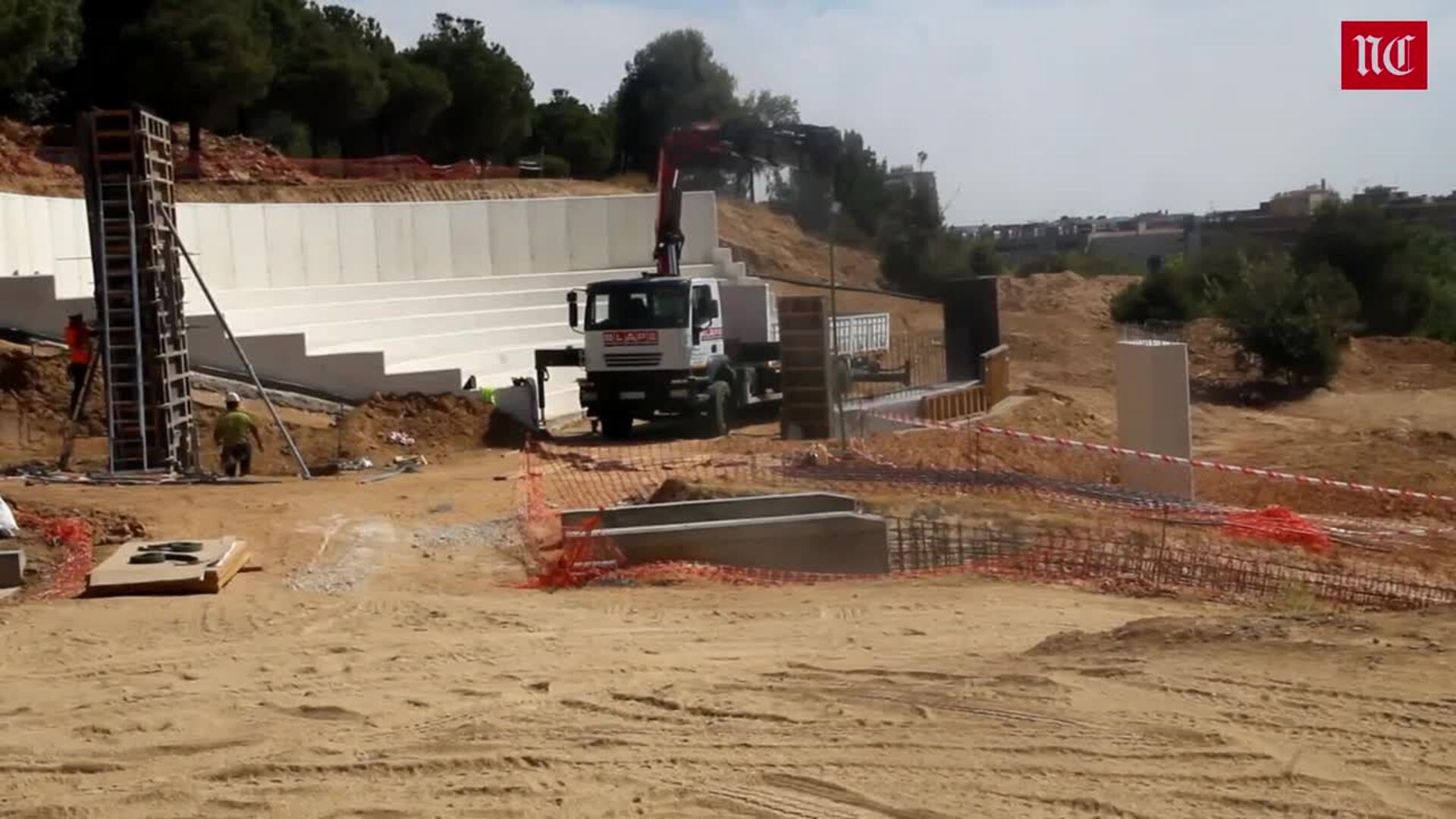 Instalación del ascensor en las escaleras de Parquesol