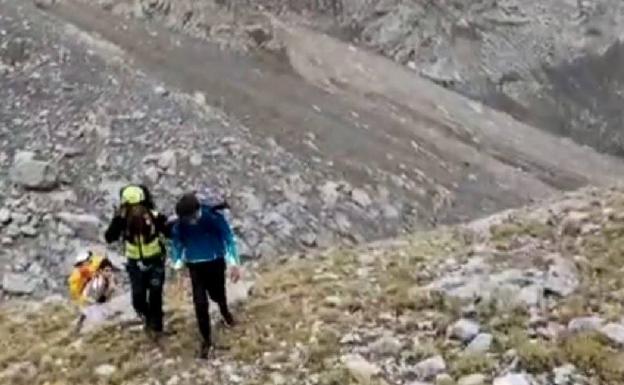 Rescatan a dos montañeros de 13 y 14 años en Picos de Europa